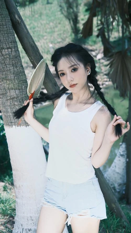 我手裏有支笔