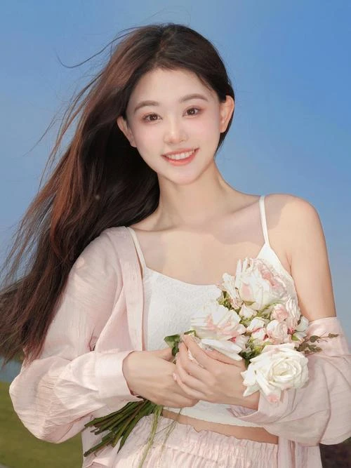 余文乐年轻时选女友标准揭秘 颜值排第一