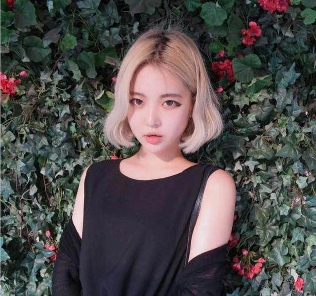 朱莉娅为何转身离去 年度口碑剧情亮点全解析
