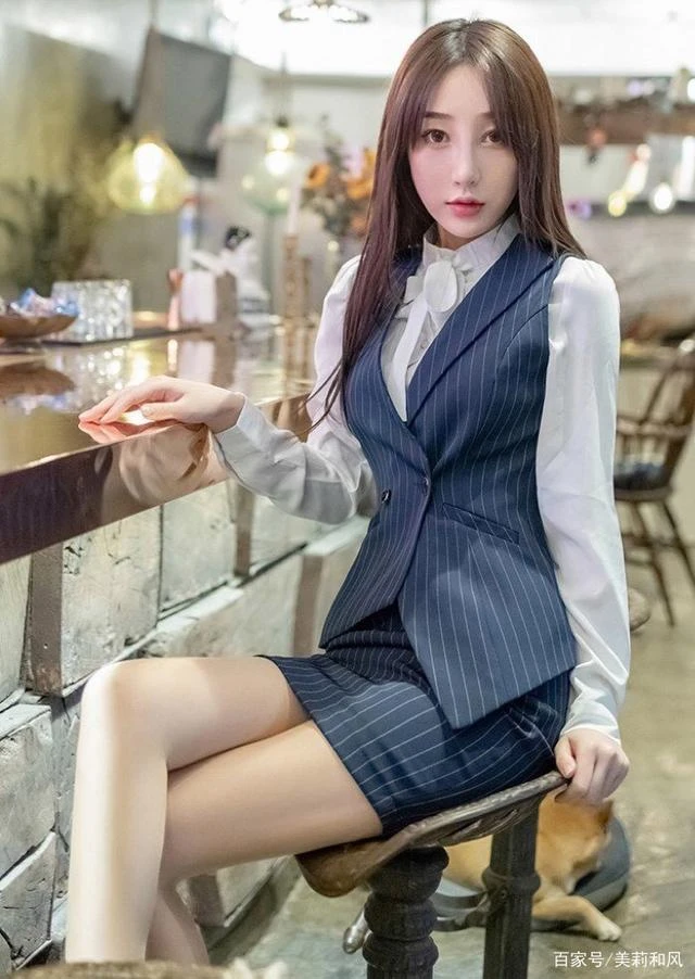 谨奚