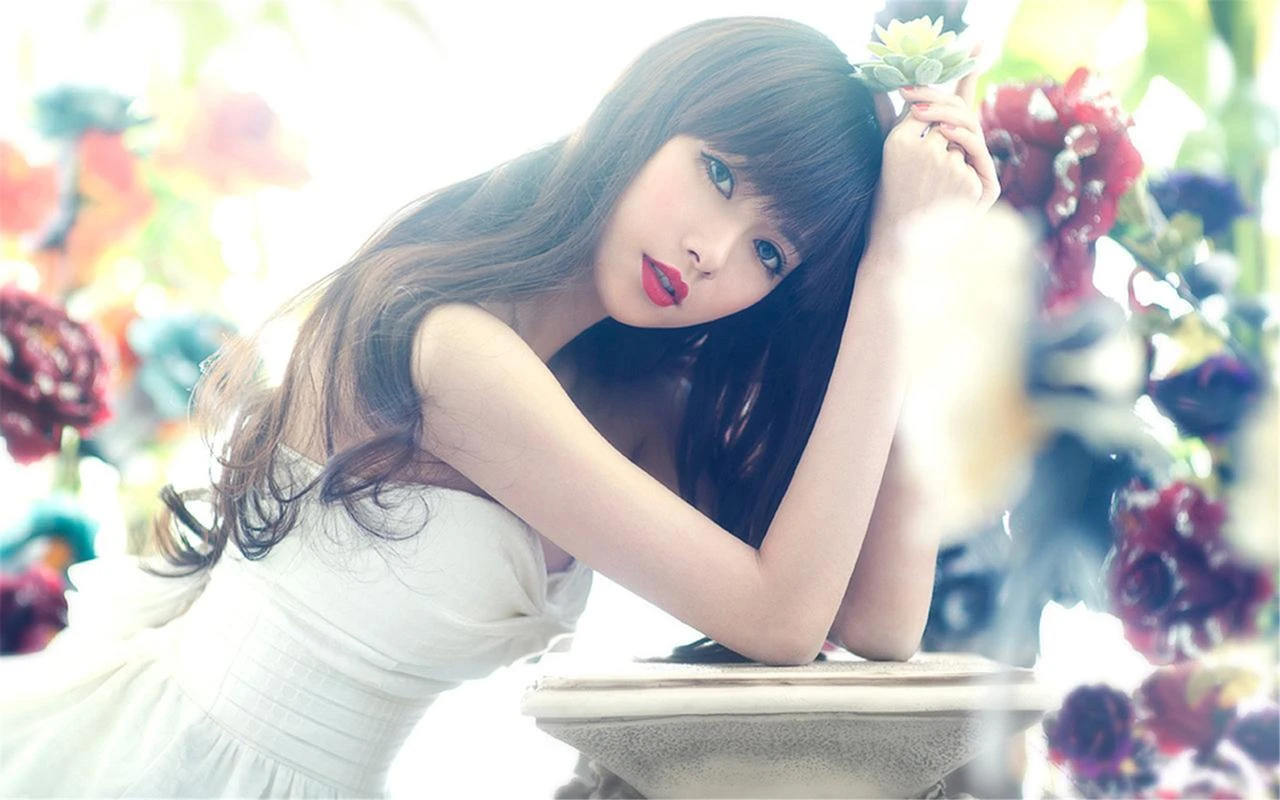 多儿接管名创优品 Jennie代言凡士林 新播客看点