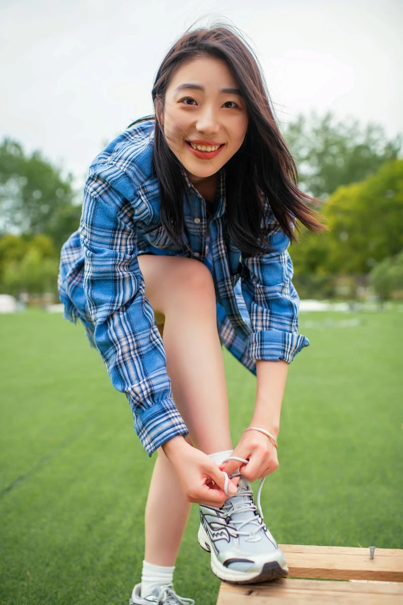 谢贤因谢霆锋离婚泪崩 感慨上天对自己有偏见