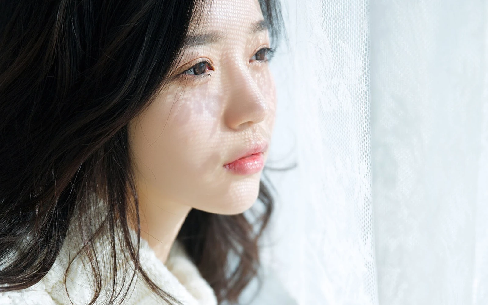谢贤因谢霆锋离婚泪崩 感慨上天对自己有偏见