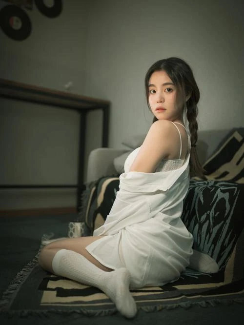渺渺飞游